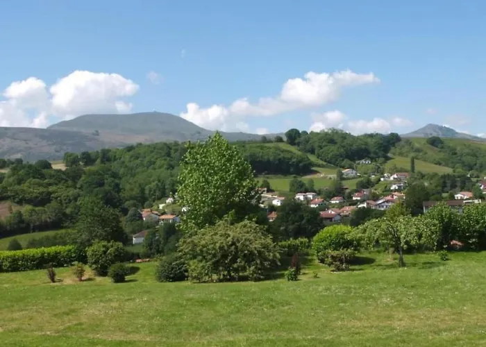 Artzamendi By Interhome * Louhossoa